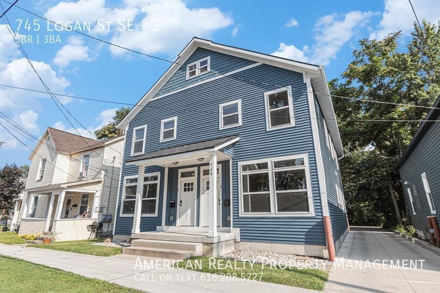 745 Logan St Se #2
