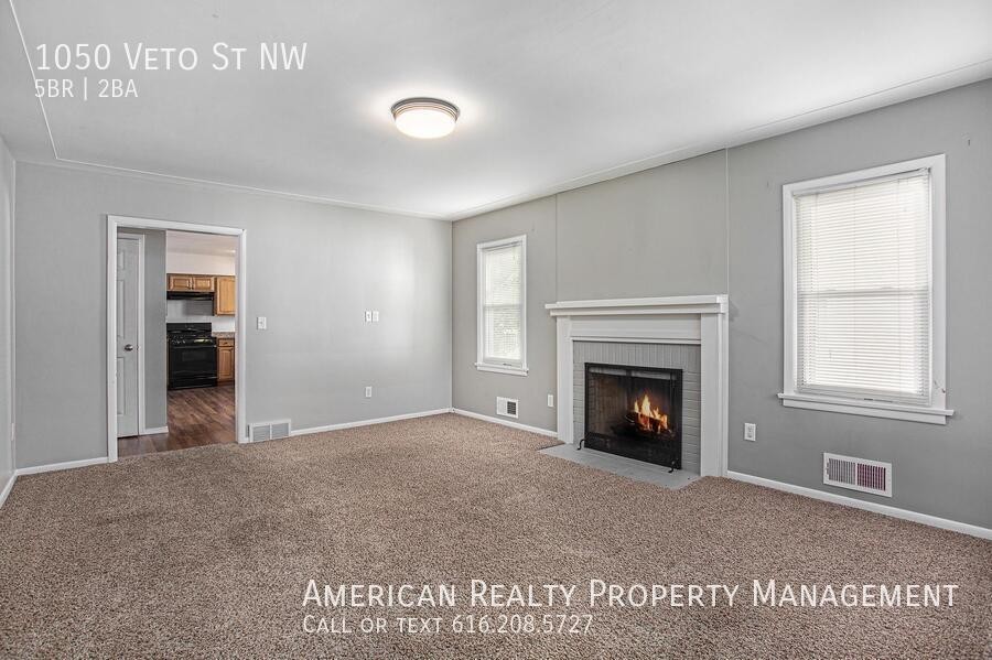 1050 Veto St Nw - Photo 2 of 18