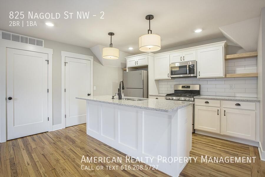 825 Nagold St Nw #2 - Photo 4 of 15