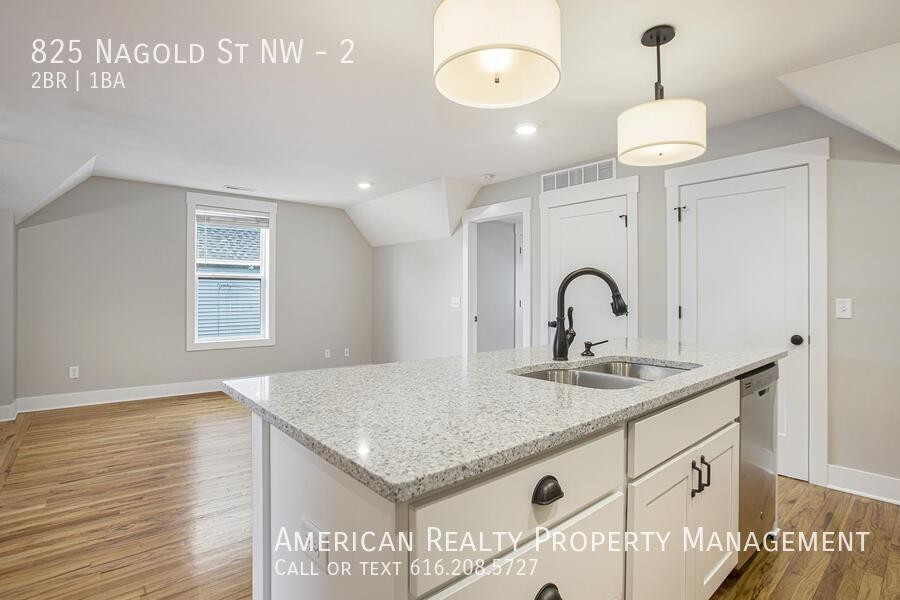 825 Nagold St Nw #2 - Photo 5 of 15