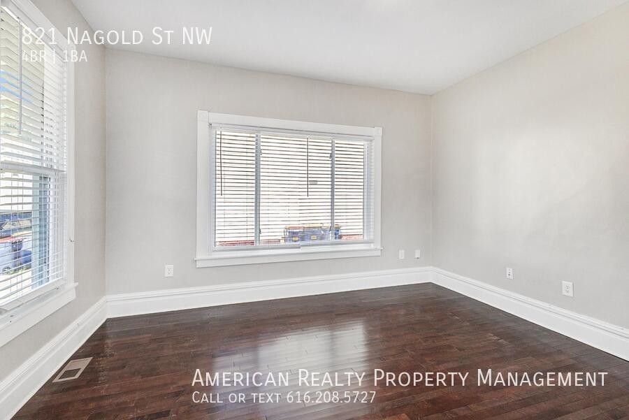 821 Nagold St Nw - Photo 2 of 19