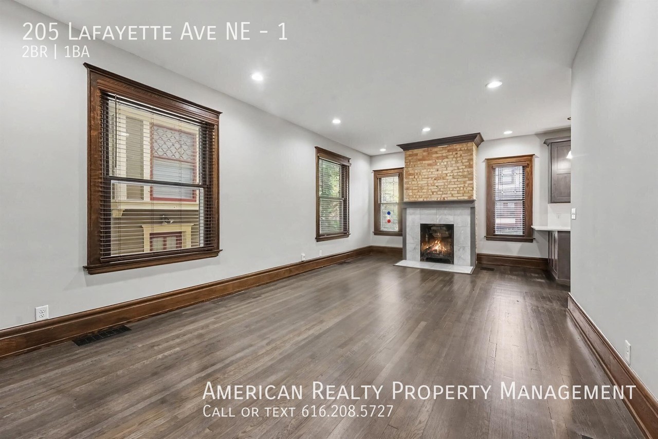205 Lafayette Ave Ne #1 - Photo 7 of 15