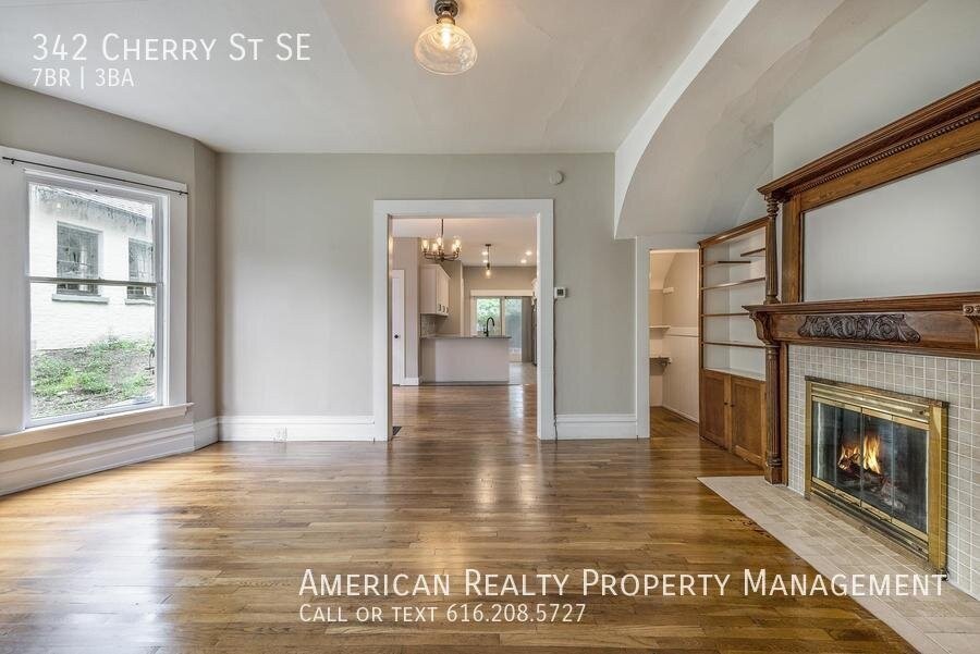 342 Cherry St Se - Photo 7 of 22