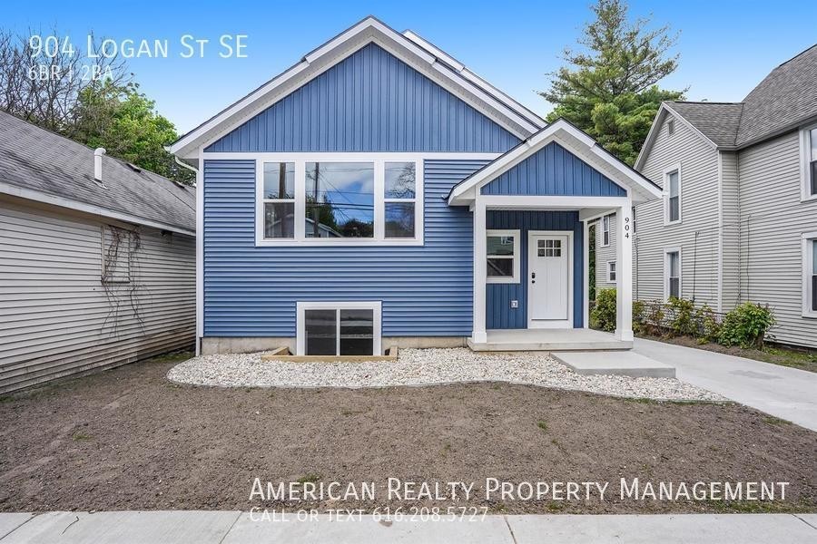 904 Logan St Se