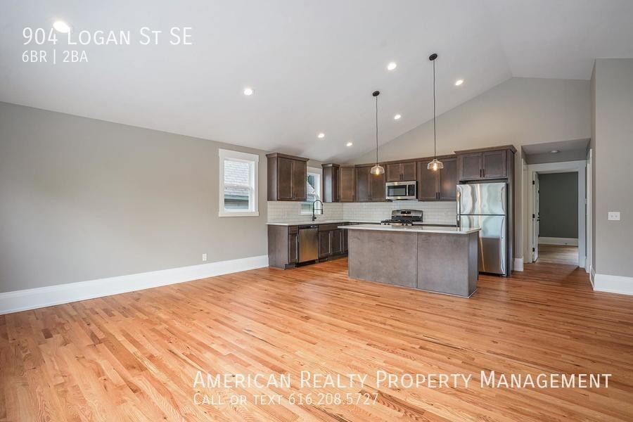 904 Logan St Se - Photo 7 of 23