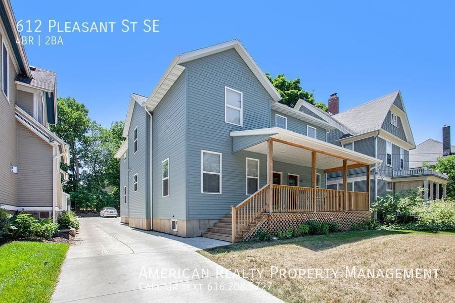 612 Pleasant St Se - Photo 2 of 19