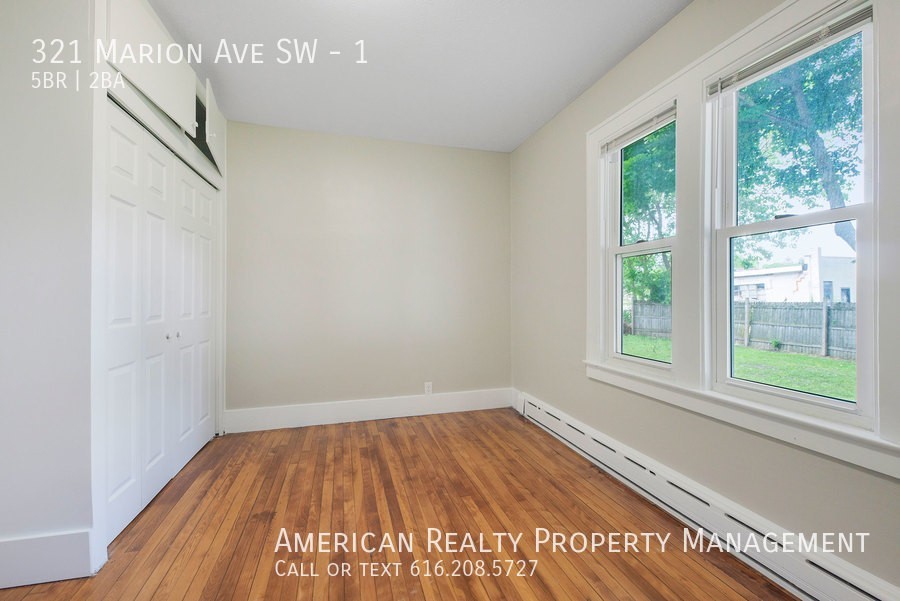 321 Marion Ave Sw #1 - Photo 7 of 19