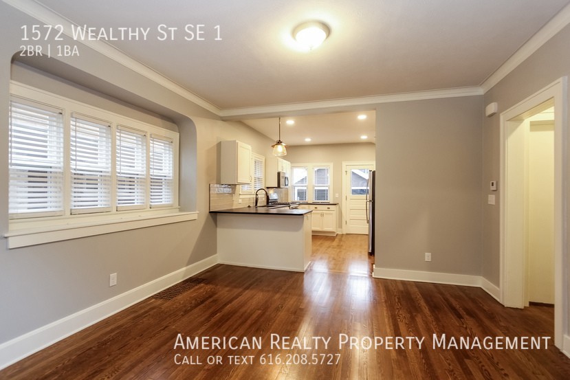 1572 Wealthy St Se - Photo 5 of 13
