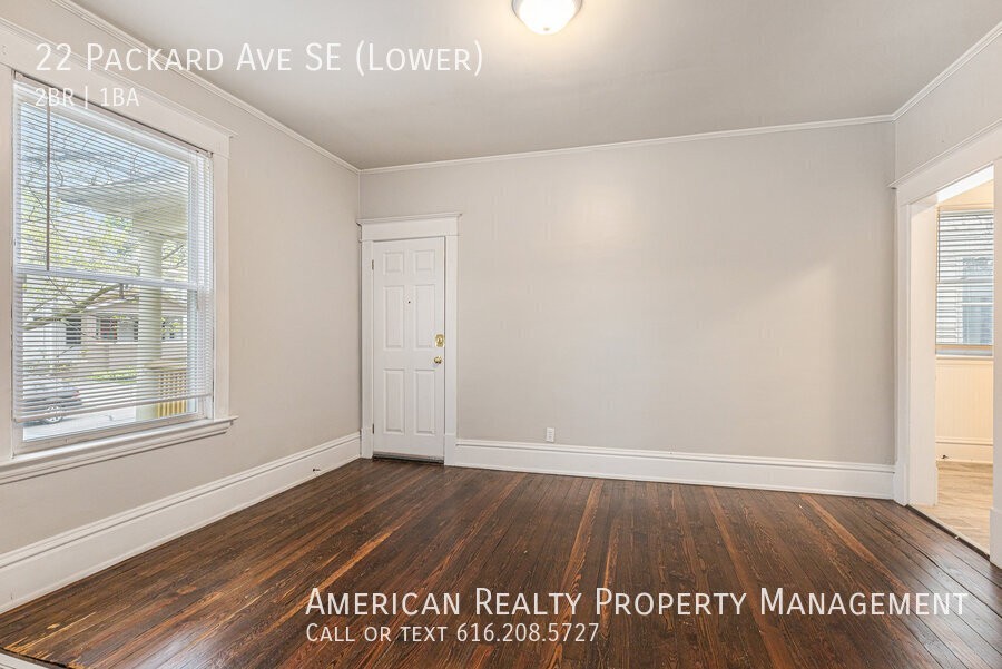 22 Packard Ave Se #2 - Photo 6 of 14