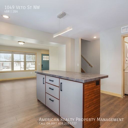 1049 Veto St Nw - Photo 7 of 19