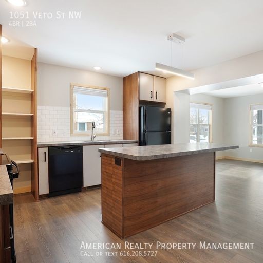 1051 Veto St Nw - Photo 7 of 18