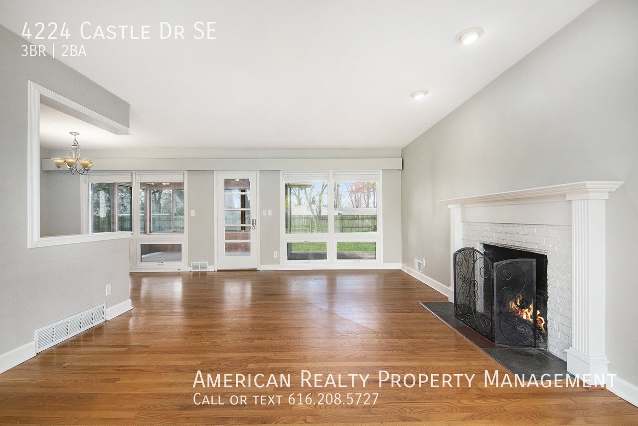 4224 Castle Dr Se - Photo 2 of 18