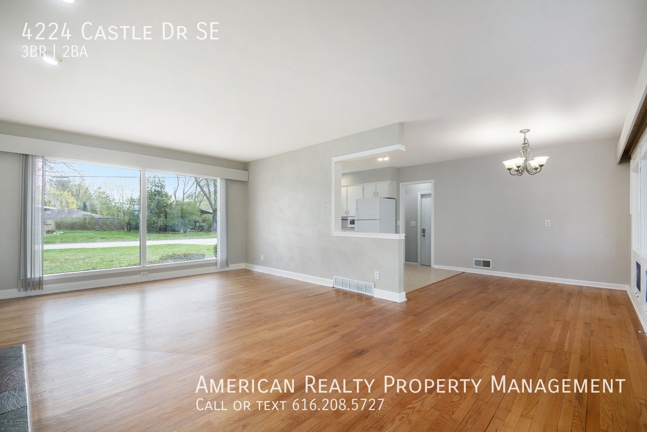 4224 Castle Dr Se - Photo 6 of 18
