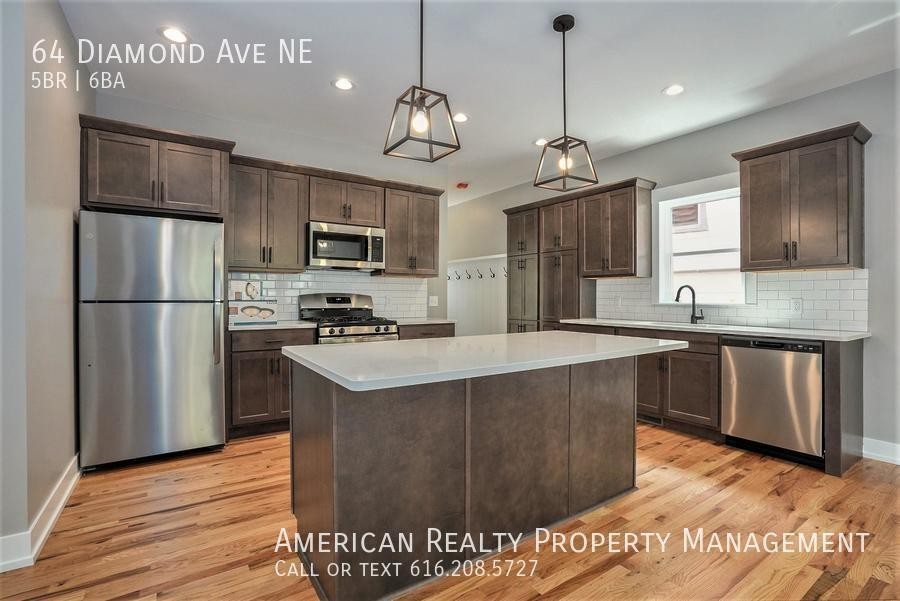 64 Diamond Ave Ne - Photo 4 of 20