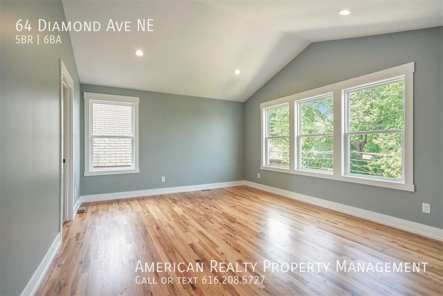 64 Diamond Ave Ne - Photo 5 of 20