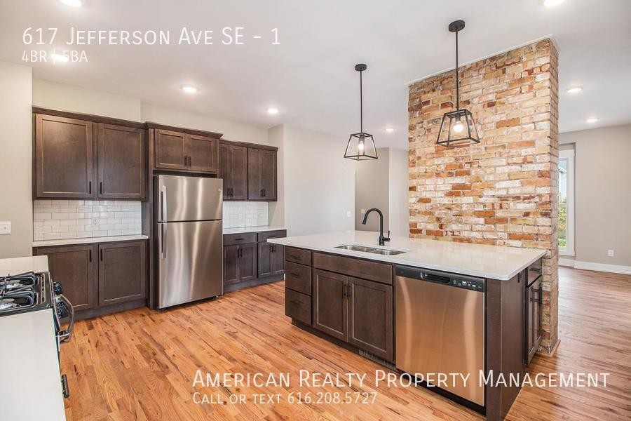 617 Jefferson Ave Se #1 - Photo 4 of 16