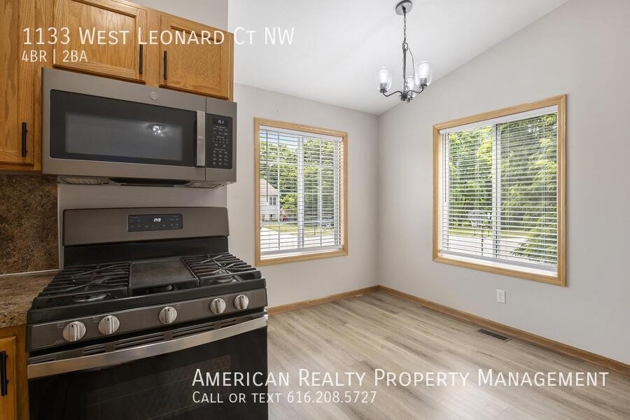 1133 W Leonard Ct Nw - Photo 6 of 19