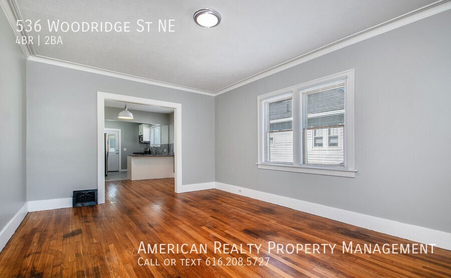 536 Woodridge St Ne - Photo 6 of 16
