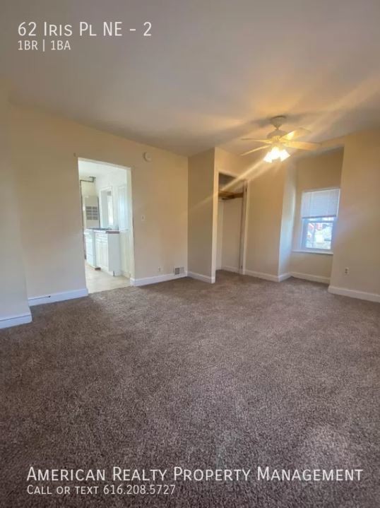 62 Iris Pl Ne #2 - Photo 3 of 5