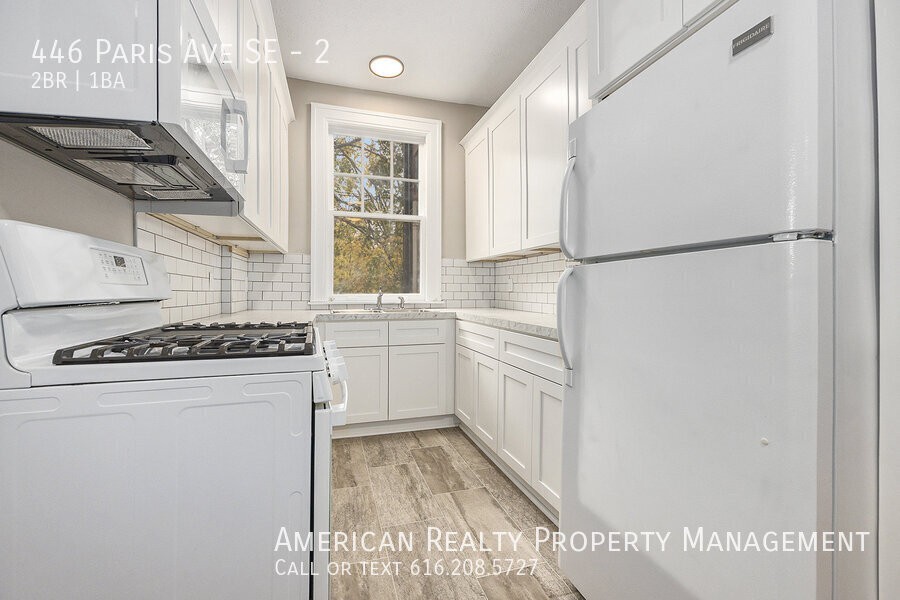 446 Paris Ave Se #2 - Photo 5 of 16