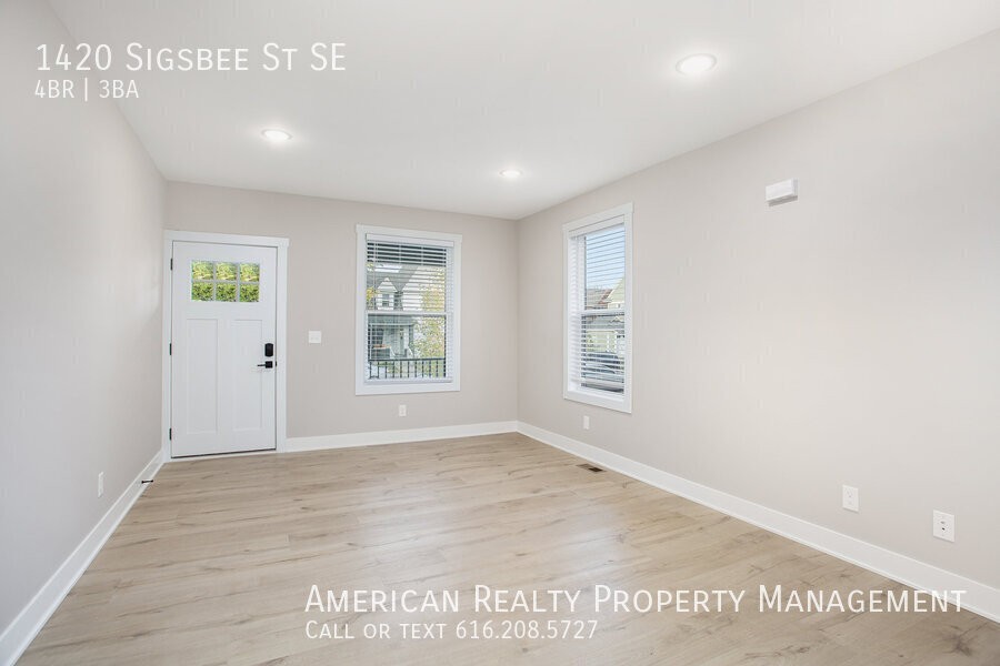 1420 Sigsbee St Se - Photo 6 of 18