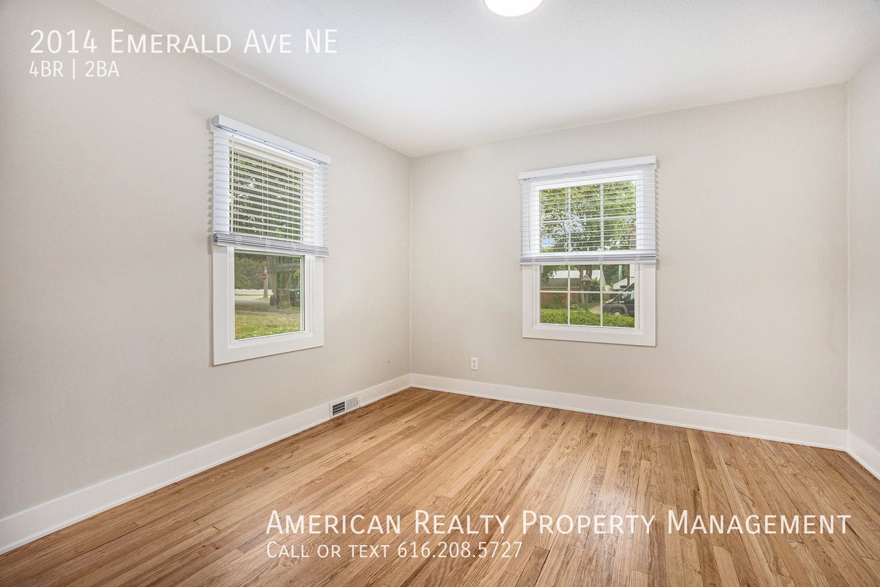 2014 Emerald Ave Ne - Photo 6 of 21