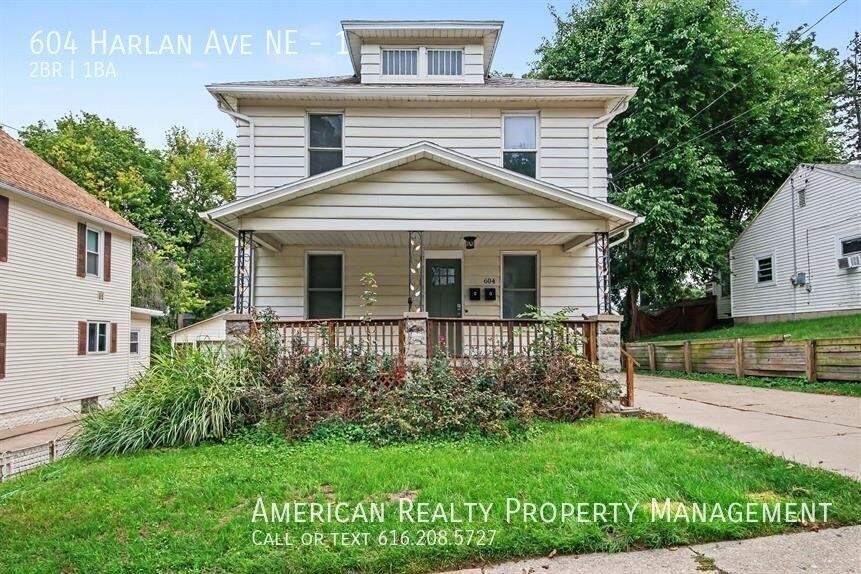 604 Harlan Ave Ne #1