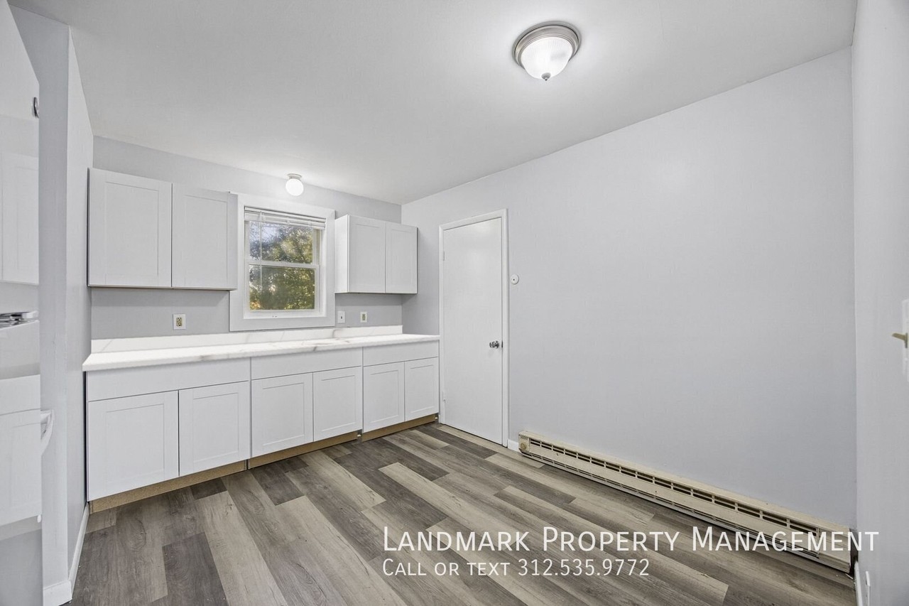 26045 S Oak Rd #3 - Photo 4 of 21