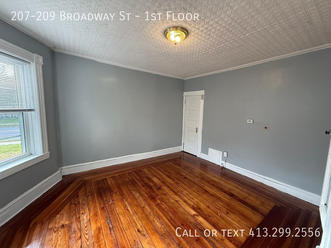 207 Broadway St #1stFL - Photo 2 of 18