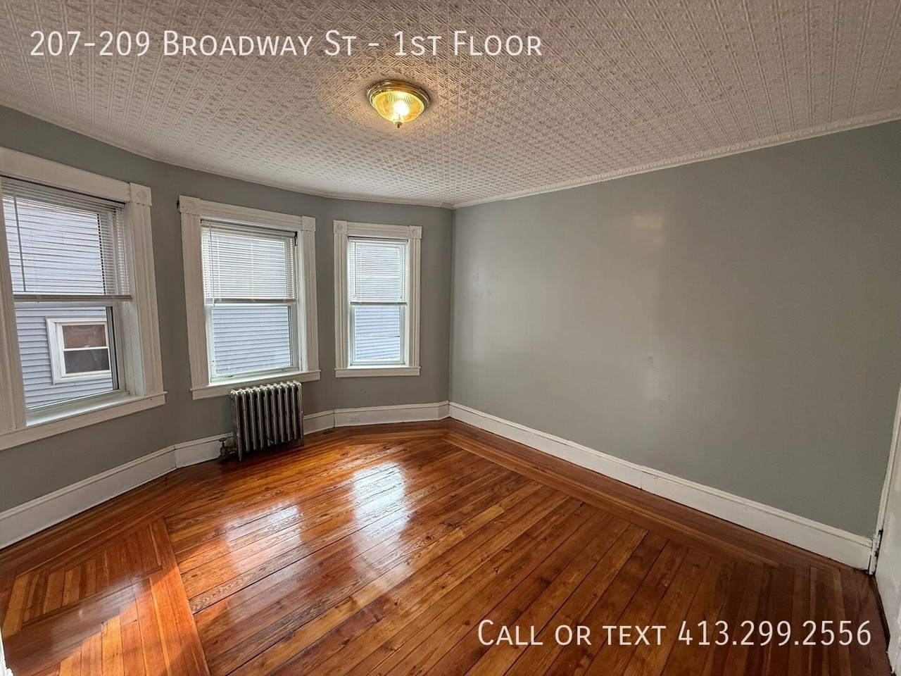207 Broadway St #1stFL - Photo 3 of 18