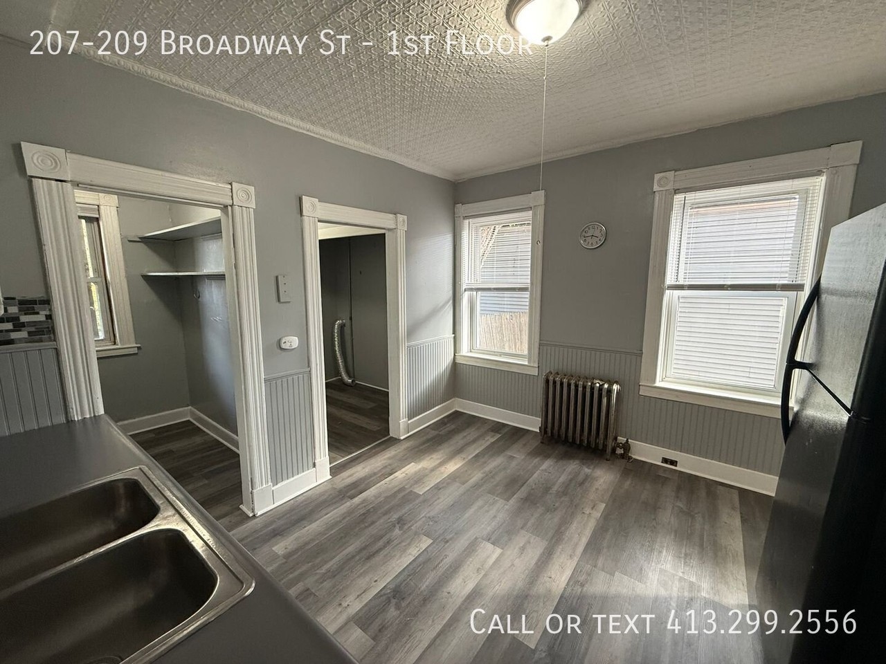 207 Broadway St #1stFL - Photo 5 of 18