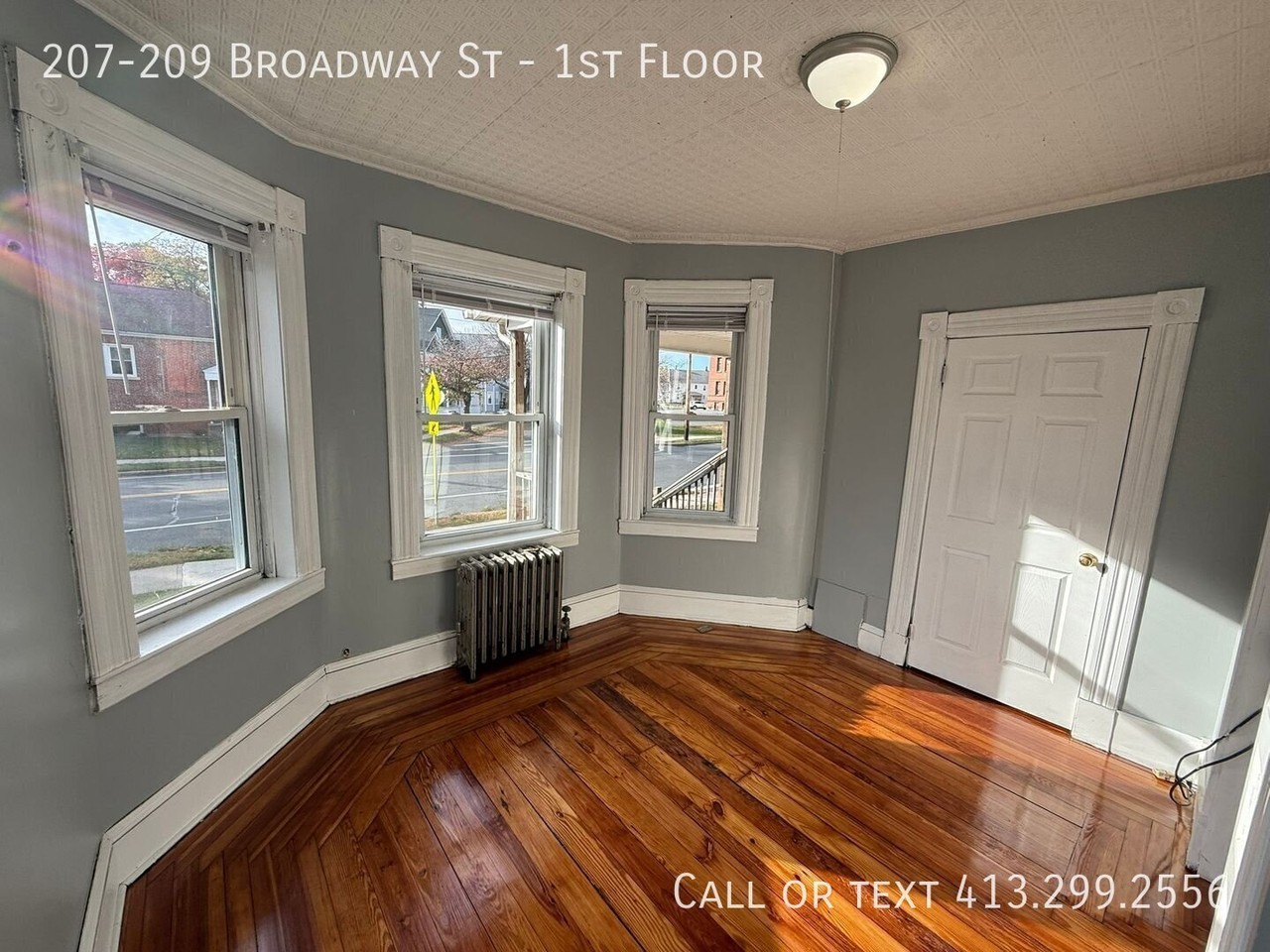 207 Broadway St #1stFL - Photo 7 of 18