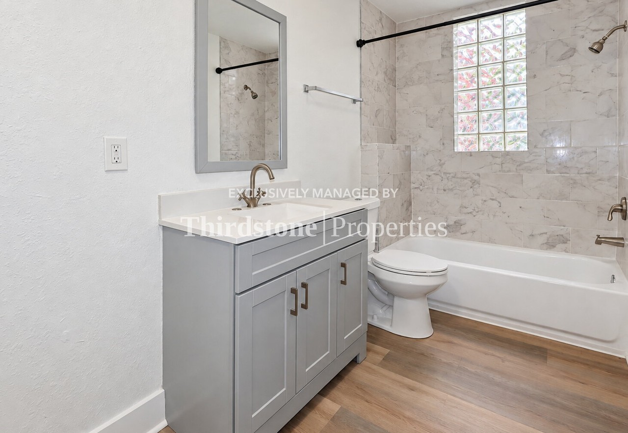 931 Rubel St #6 - Photo 6 of 10