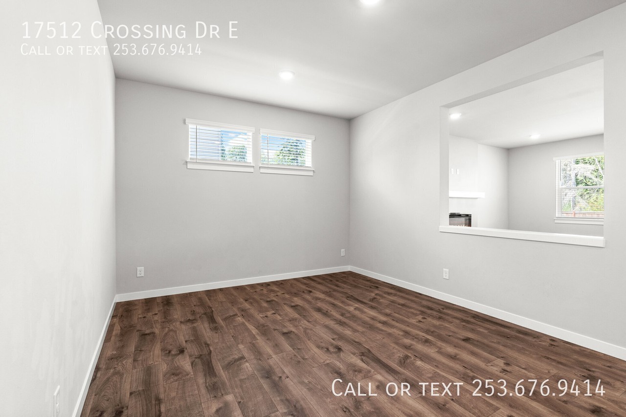 17512 Crossing Dr E - Photo 7 of 48