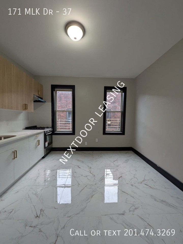 171 Martin Luther King Jr Dr #37 - Photo 5 of 6