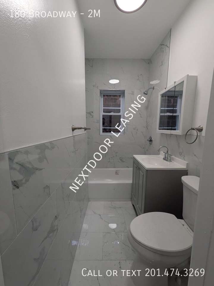 180 Broadway #2M - Photo 4 of 9