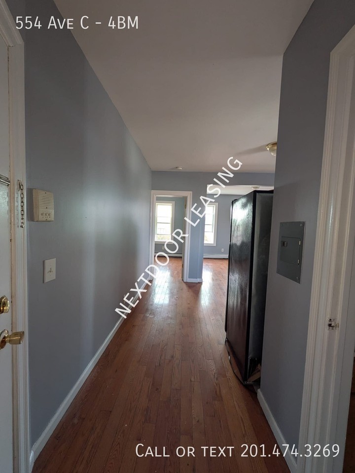 554 Avenue C #4BM - Photo 6 of 9