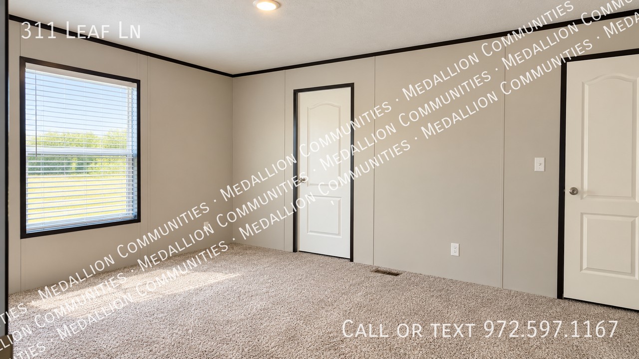 311 Leaf Ln - Photo 5 of 10