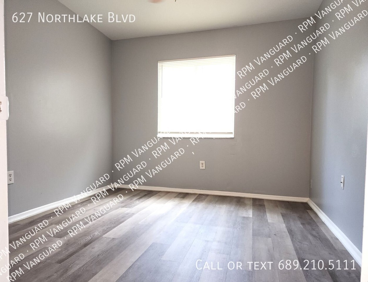 627 Northlake Blvd - Photo 7 of 11