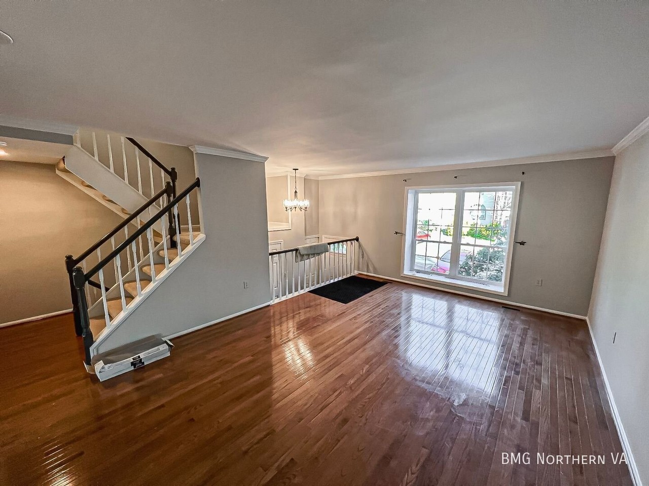 9587 Lindenbrook St - Photo 4 of 25