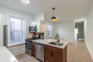 featured image of 5225 Cedar Ave #2
