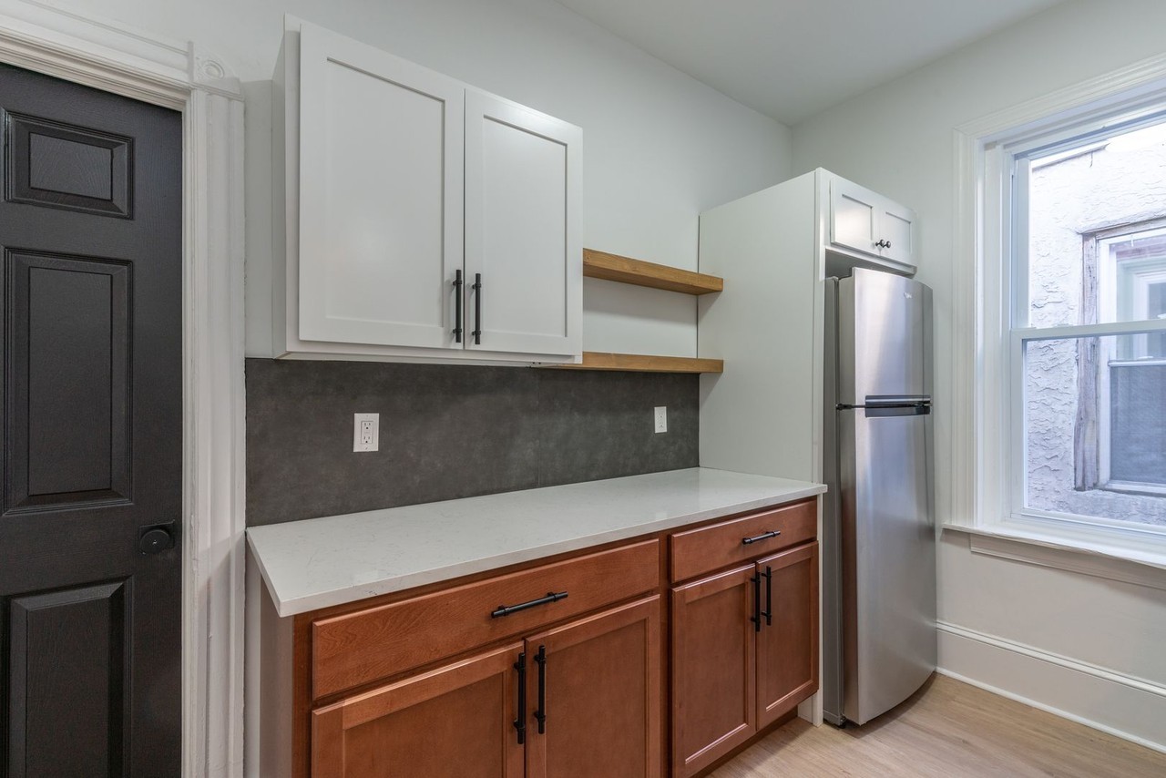 5225 Cedar Ave #2 - Photo 7 of 23