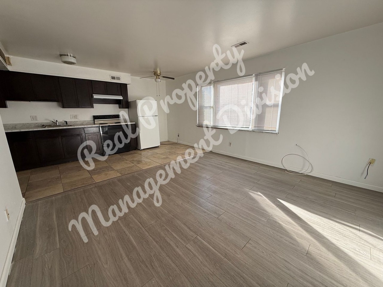 128 N Walnut St #10 - Photo 7 of 7