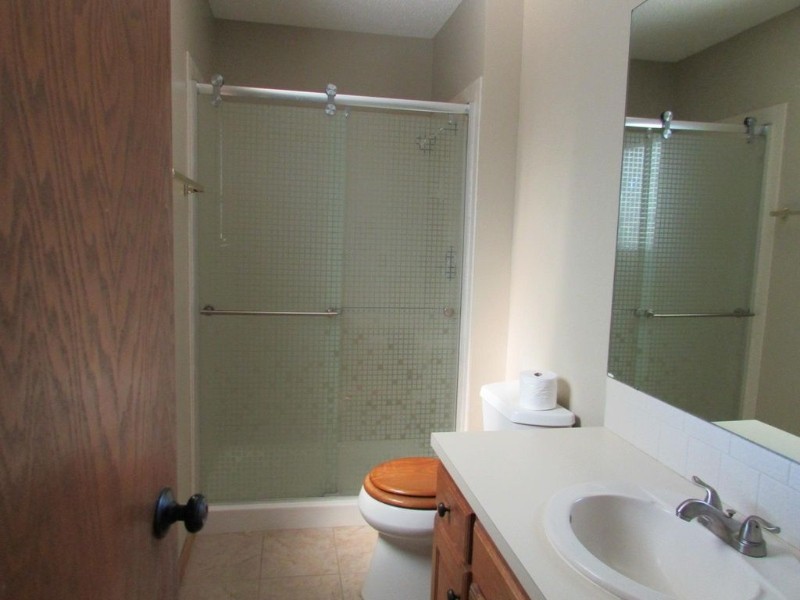4616 Farmstead St - Photo 5 of 24