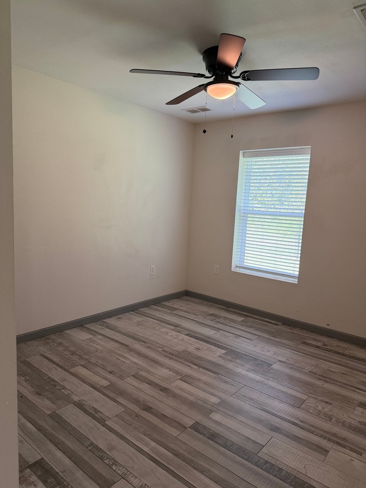 1750 Hamilton Ave #L - Photo 7 of 14