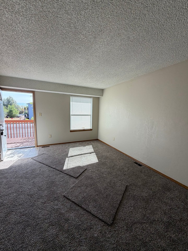 4507 Lamplighter Cir - Photo 3 of 20