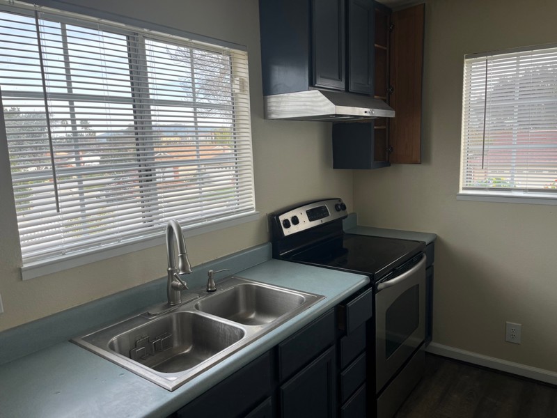 659 Undajon Dr #2 - Photo 4 of 13