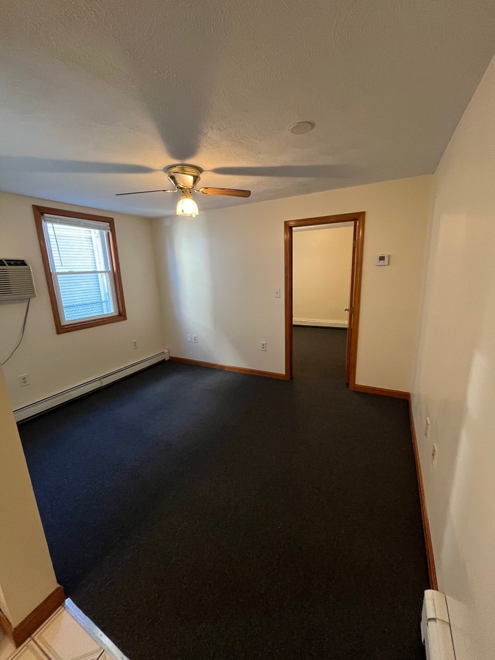 28 Clay St #1 - Photo 2 of 7