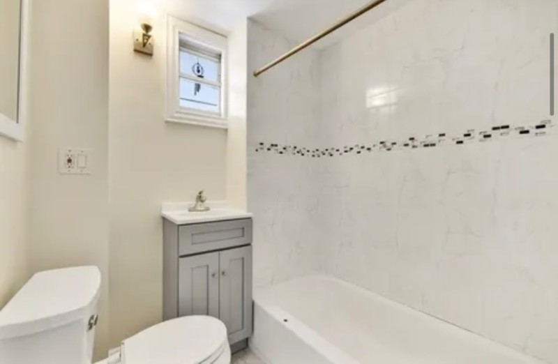 21 Mt Vernon St #1 - Photo 7 of 10