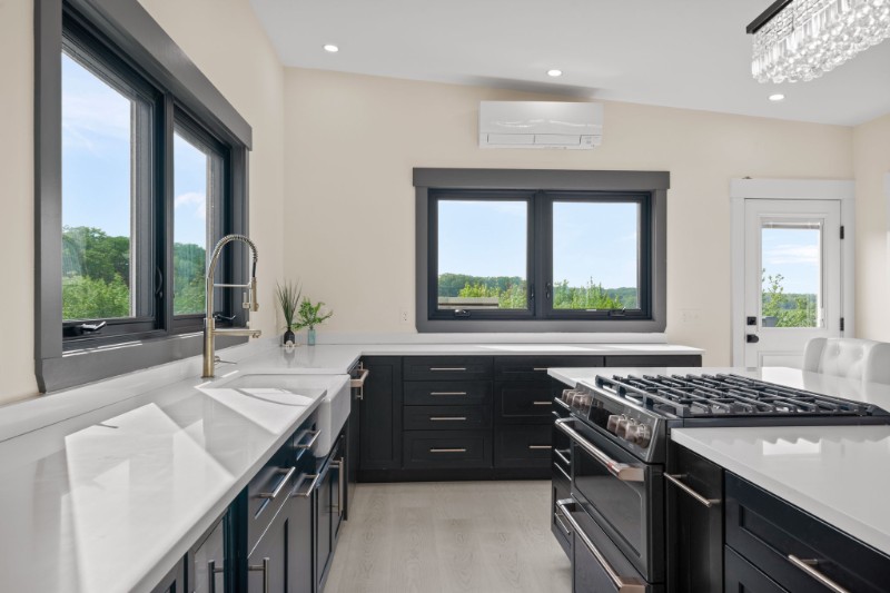 96 E Grand Ave - Photo 5 of 49